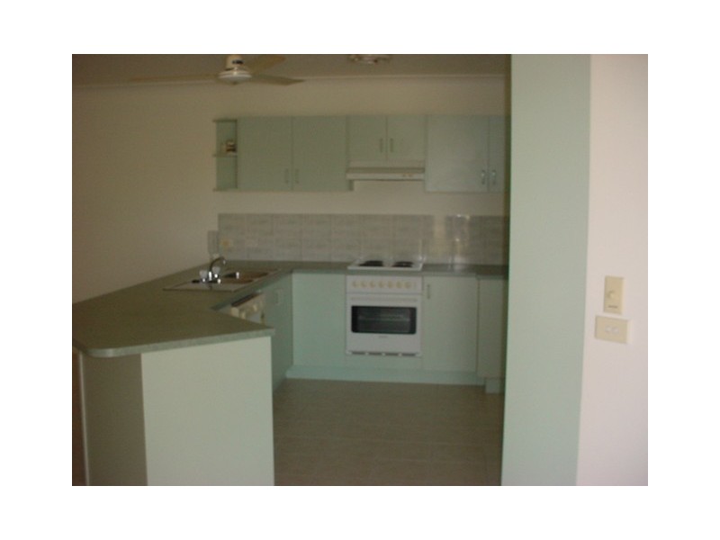 6/35 Denman Camp Road, Scarness QLD 4655