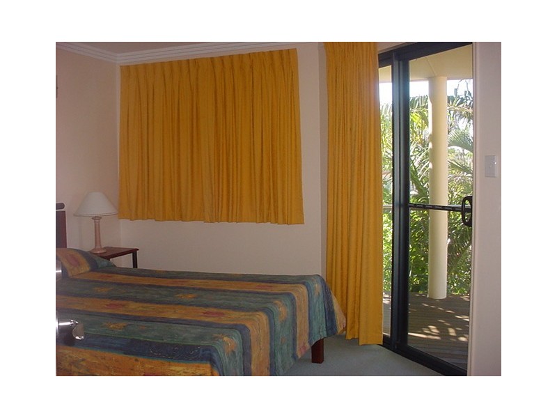 Unit 33/33 The Grange, Elizabeth St, Urangan QLD 4655