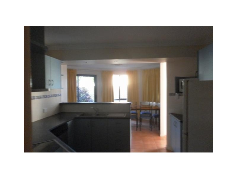 Unit 33/33 The Grange, Elizabeth St, Urangan QLD 4655