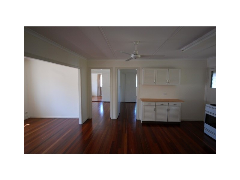 Unit 4/400 Esplanade, Scarness QLD 4655