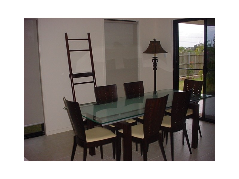 2/2 Barnstaple Street, Torquay QLD 4655