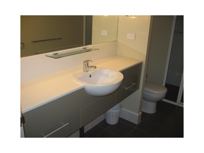 Unit 206 Esplanade, Oceans Resort,, Urangan QLD 4655