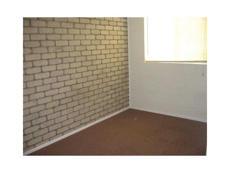 Unit 5/25 Hervey Street, Scarness QLD 4655