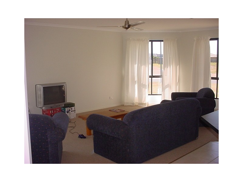 11 Cromdale Circuit, Kawungan QLD 4655