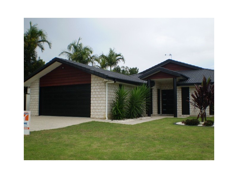 27 Oceanview Street,, Point Vernon QLD 4655