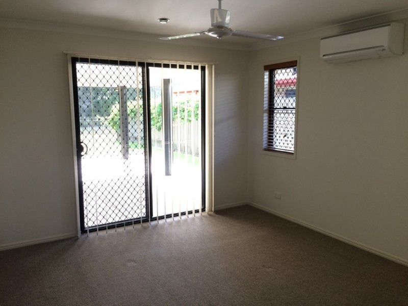 27 Oceanview Street,, Point Vernon QLD 4655