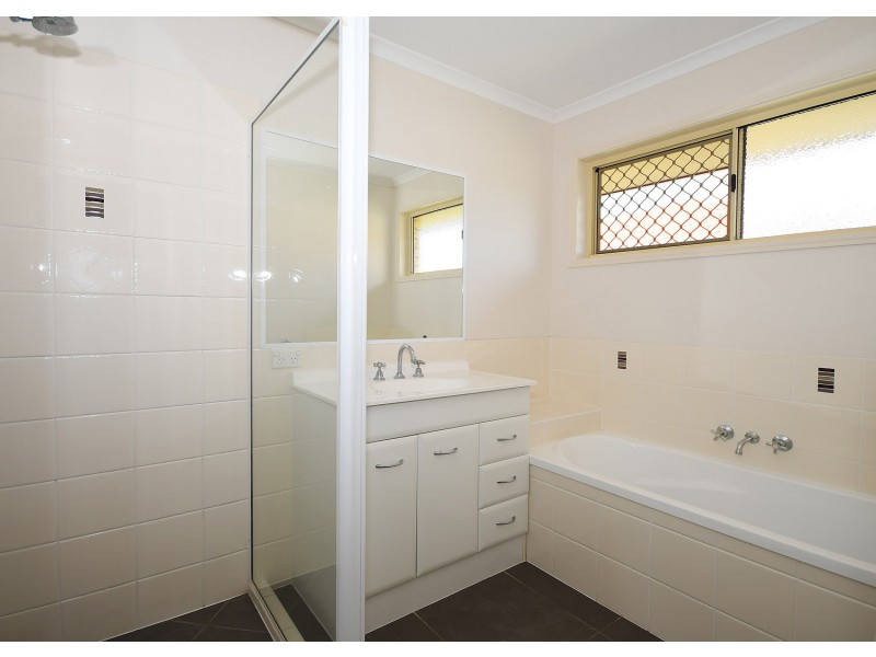 11 Grey Gum Court,, Urraween QLD 4655