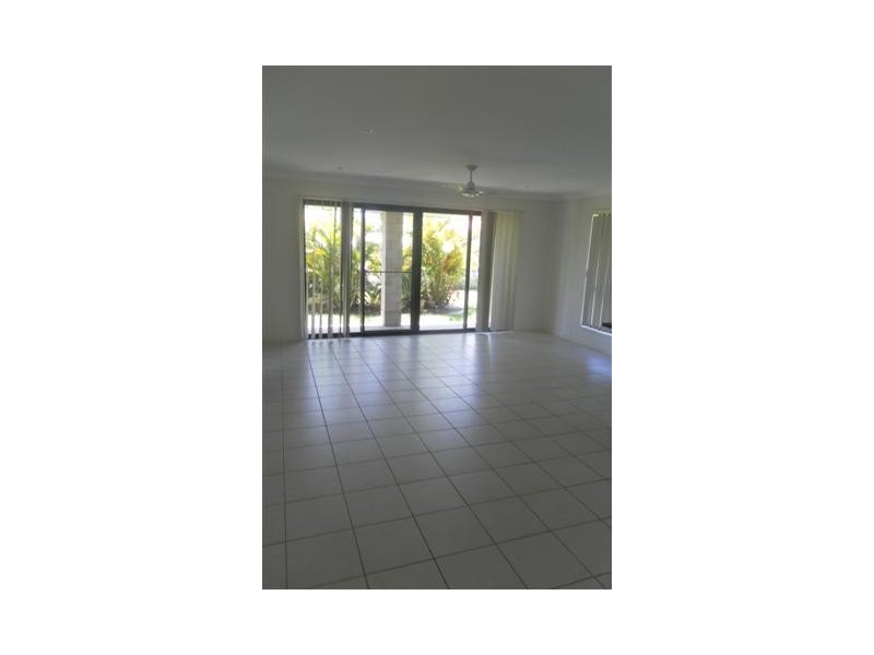 13 Gumtree Drive, Urraween QLD 4655