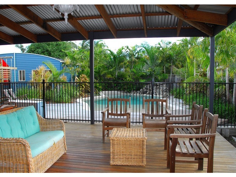 152 Esplanade, Point Vernon QLD 4655