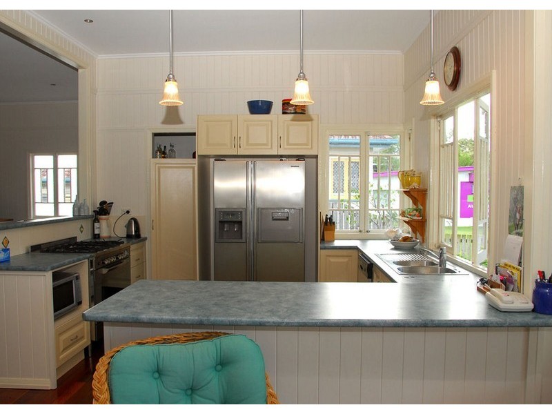 152 Esplanade, Point Vernon QLD 4655