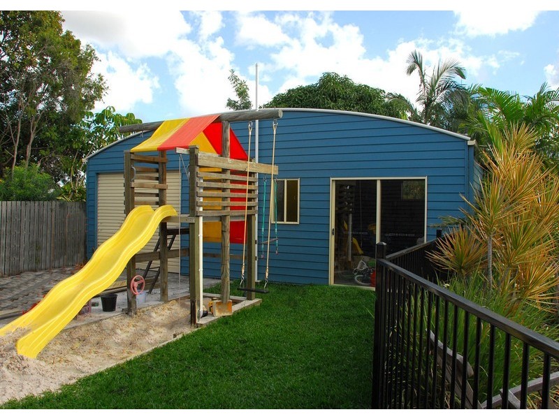 152 Esplanade, Point Vernon QLD 4655