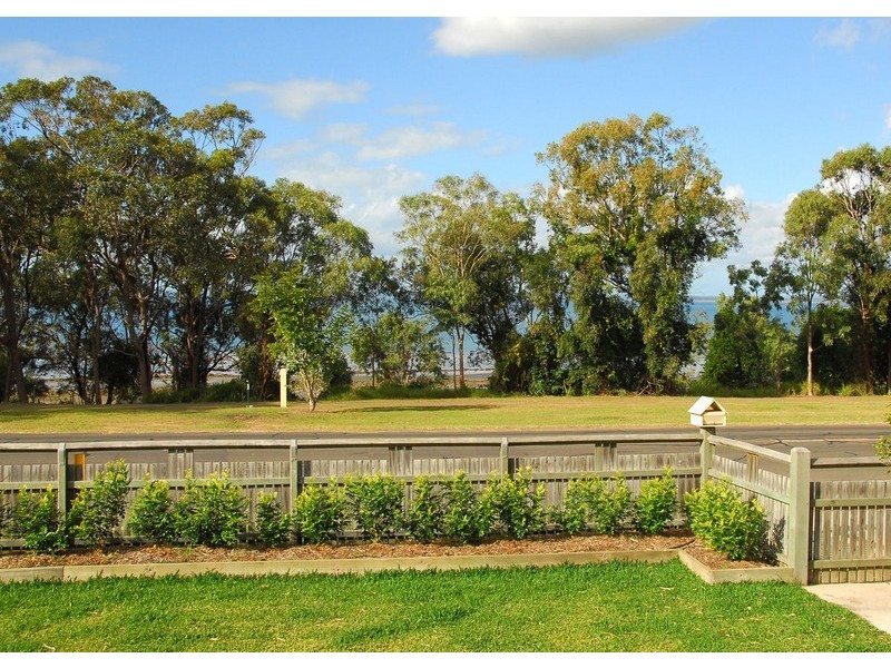 152 Esplanade, Point Vernon QLD 4655