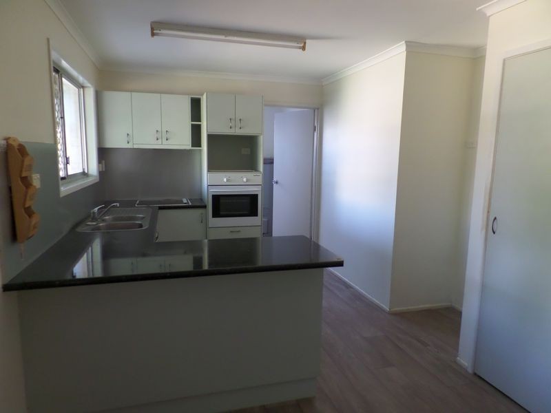 5 Saunders Street, Point Vernon QLD 4655