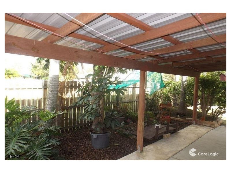 15 Merlin Drive, Urangan QLD 4655