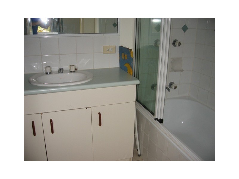 Unit 19 Great Sandy Straits Marina, Urangan QLD 4655