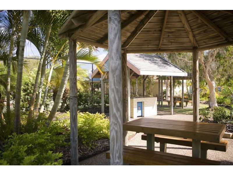 Unit 19 Great Sandy Straits Marina, Urangan QLD 4655