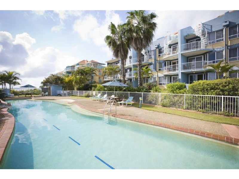 Unit 19 Great Sandy Straits Marina, Urangan QLD 4655