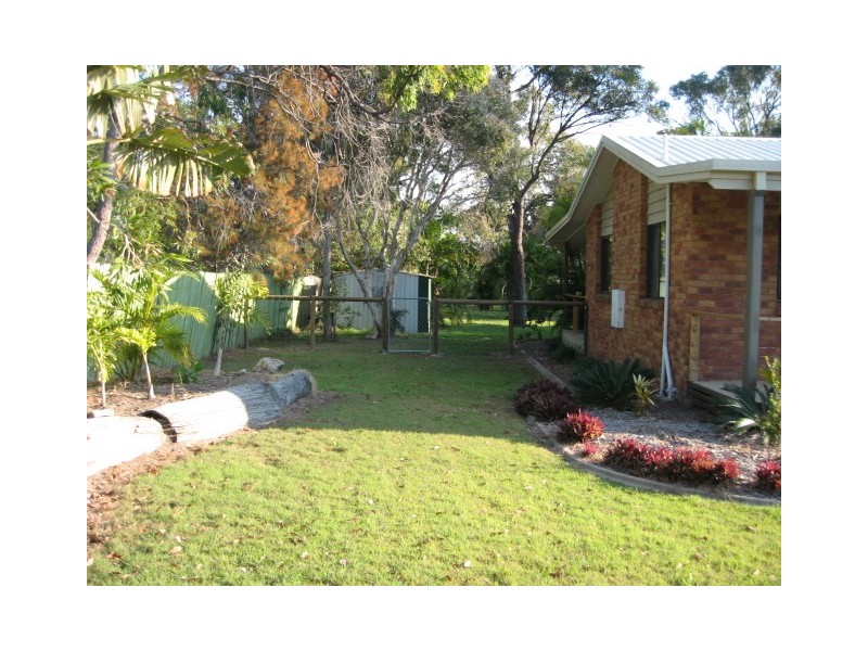 27 Verden Drive, Urangan QLD 4655