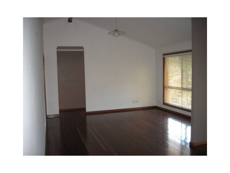 27 Verden Drive, Urangan QLD 4655