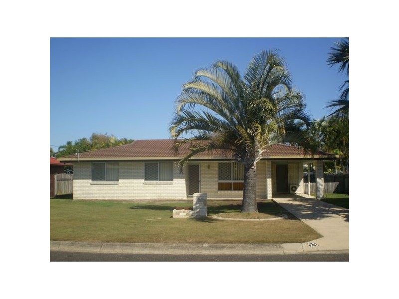 21 Moonlight Ave, Scarness QLD 4655
