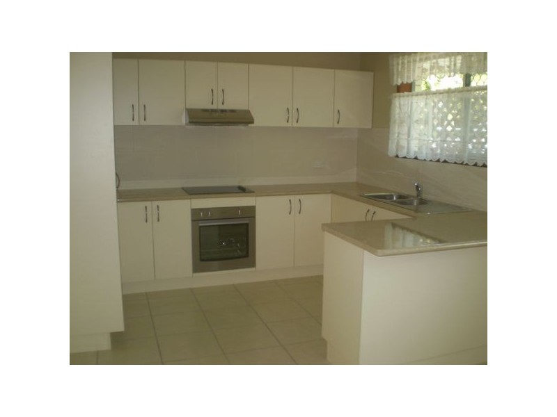 21 Moonlight Ave, Scarness QLD 4655