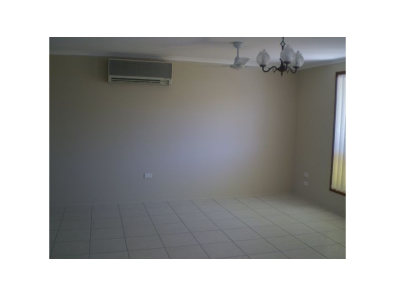 21 Moonlight Ave, Scarness QLD 4655