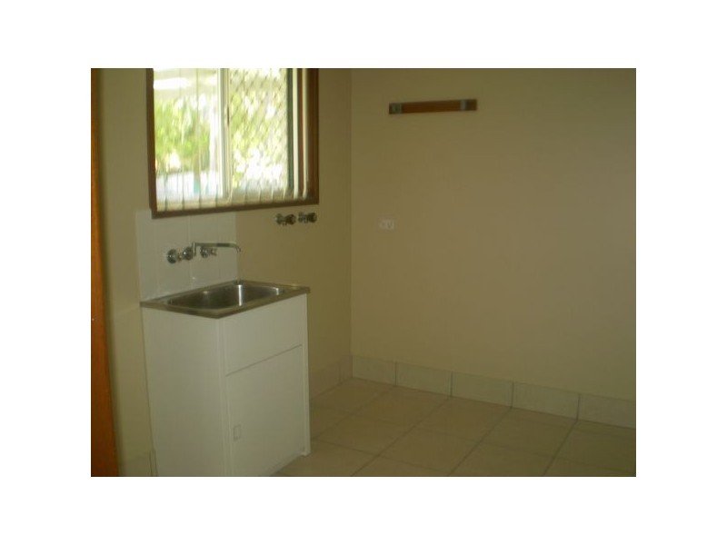 21 Moonlight Ave, Scarness QLD 4655