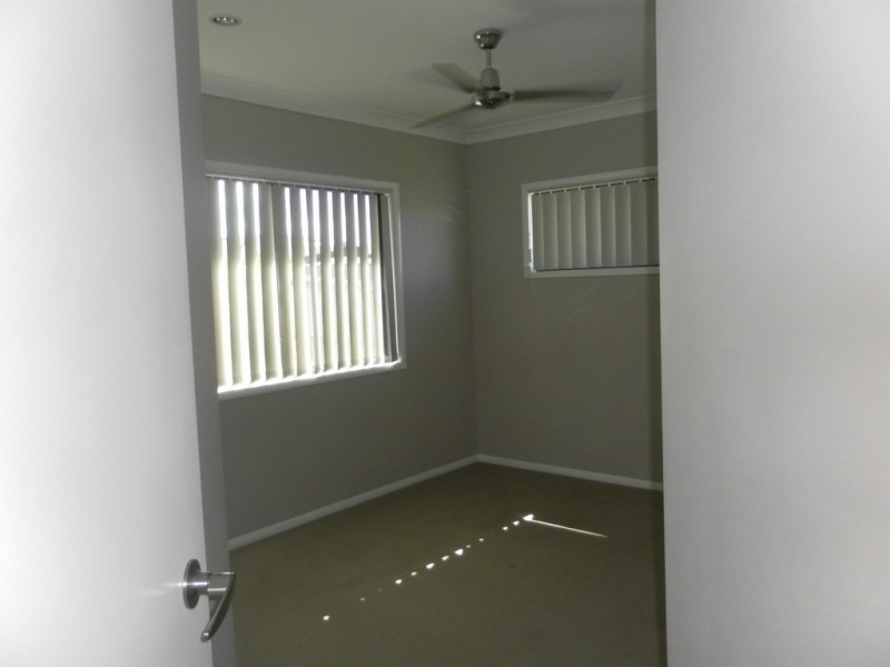 7 Beagle Avenue, Nikenbah QLD 4655
