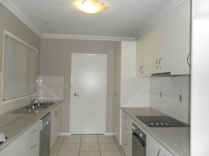 7 Beagle Avenue, Nikenbah QLD 4655