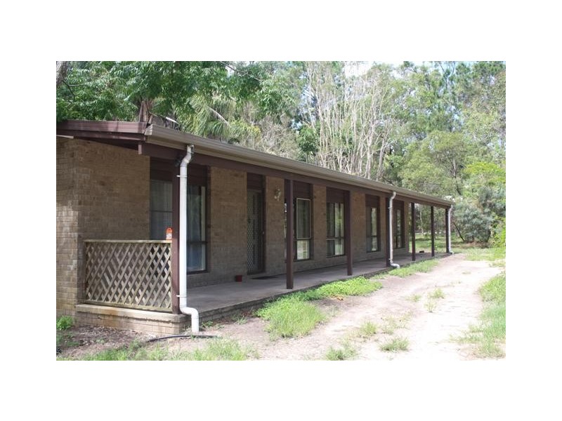 92 Colyton St, Torquay QLD 4655