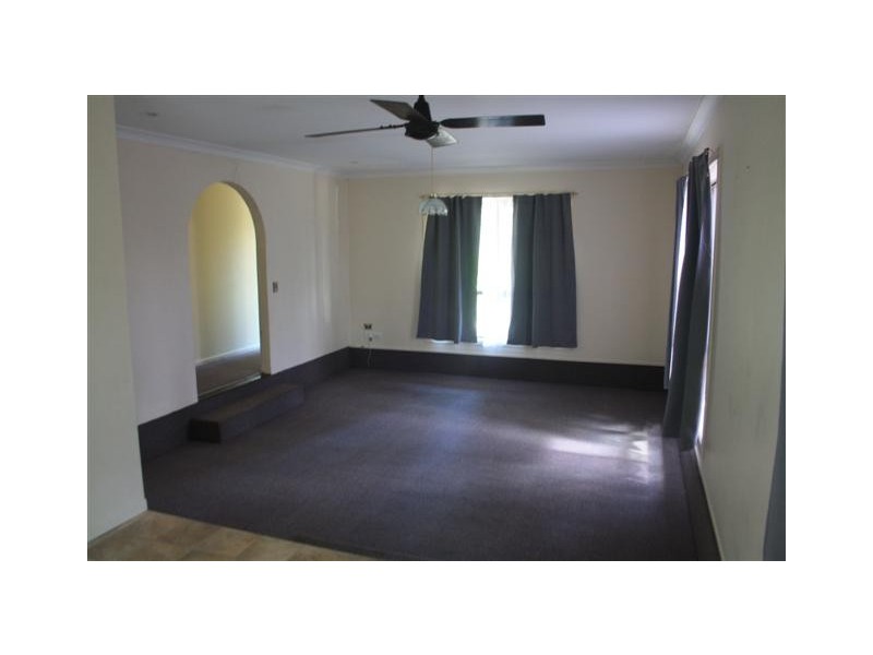 92 Colyton St, Torquay QLD 4655