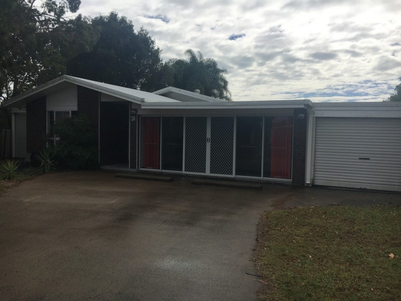 31 Christine Avenue, Torquay QLD 4655