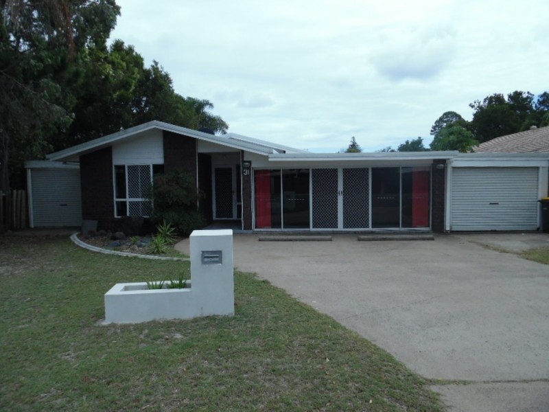 31 Christine Avenue, Torquay QLD 4655