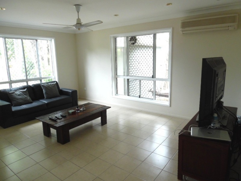 31 Christine Avenue, Torquay QLD 4655