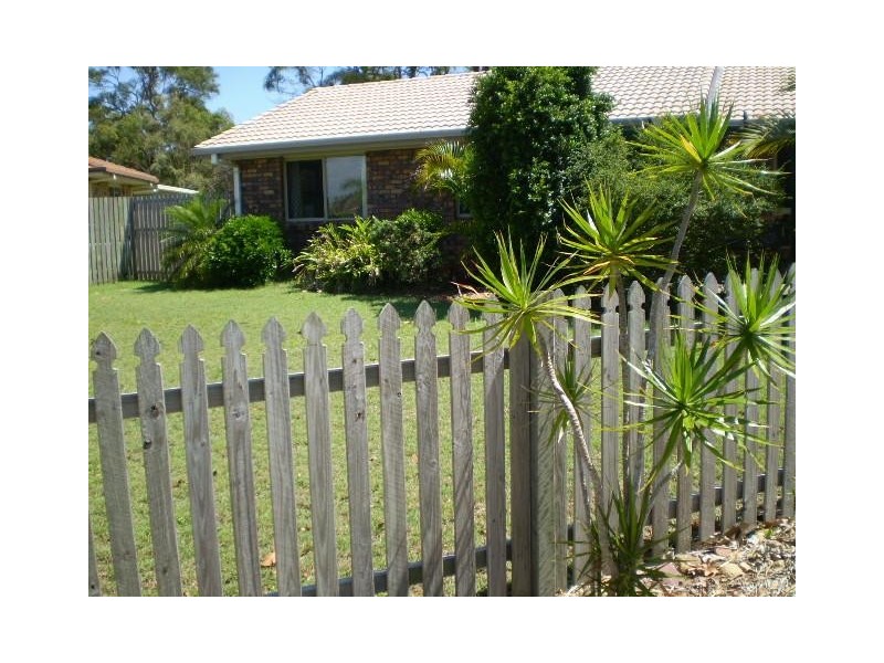1 Fiona Court,, Urangan QLD 4655