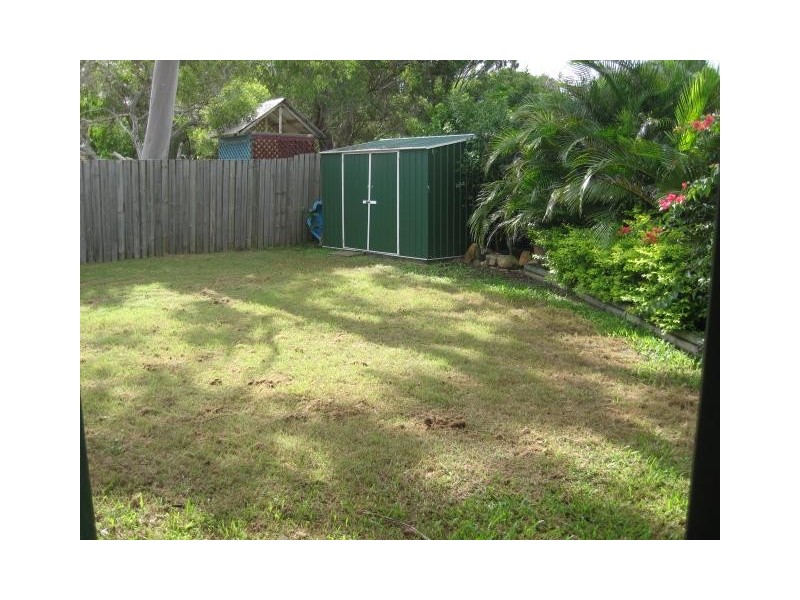 1 Fiona Court,, Urangan QLD 4655