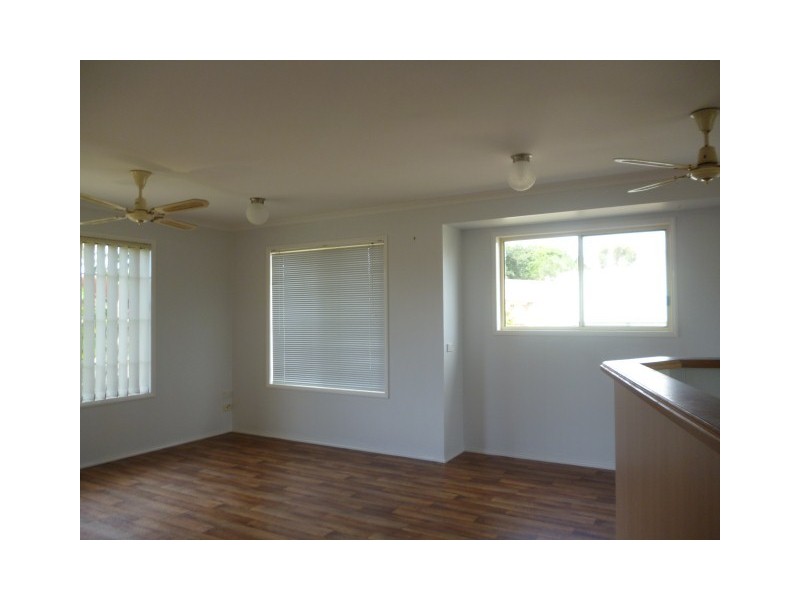5 Jenny Court,, Point Vernon QLD 4655