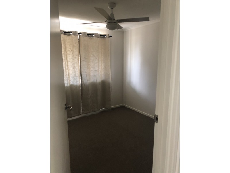 34 Moonlight Avenue,, Scarness QLD 4655