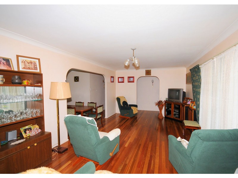 74 Dayman Street, Urangan QLD 4655