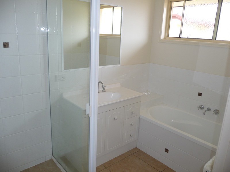 79 Endeavour Way,, Eli Waters QLD 4655