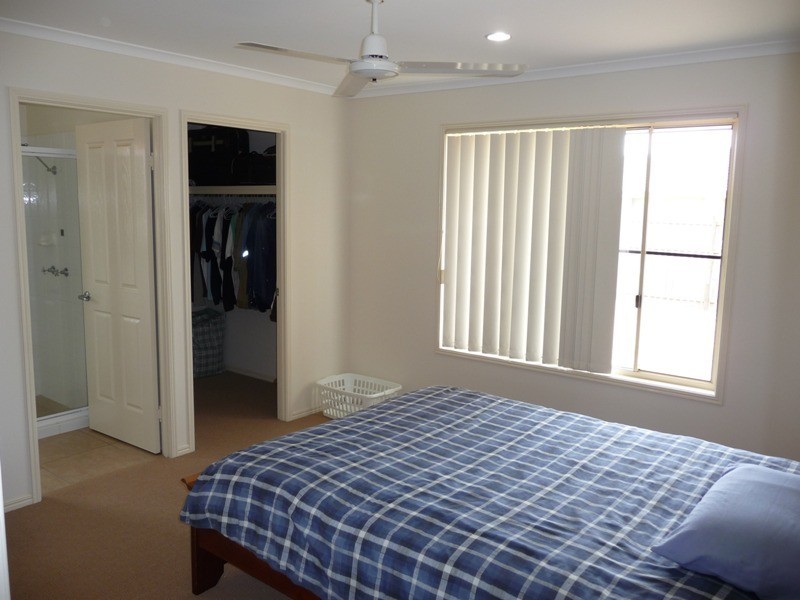 79 Endeavour Way,, Eli Waters QLD 4655