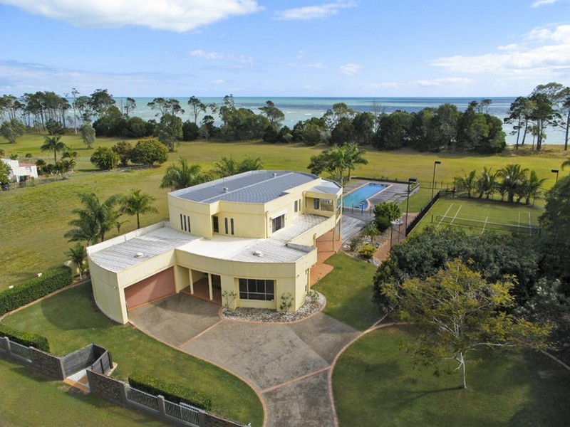 11 Ocean Park Drive, Dundowran Beach QLD 4655