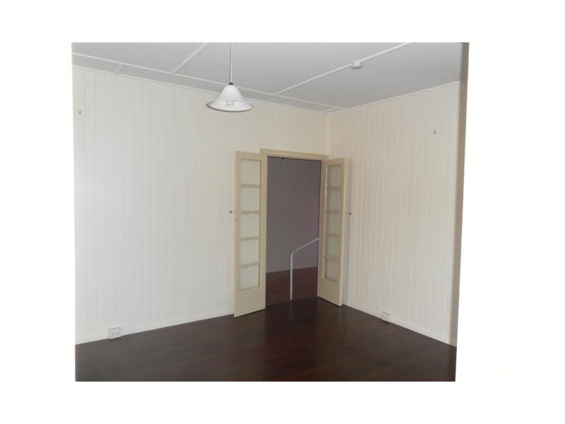 17 Cunningham Street, Torquay QLD 4655