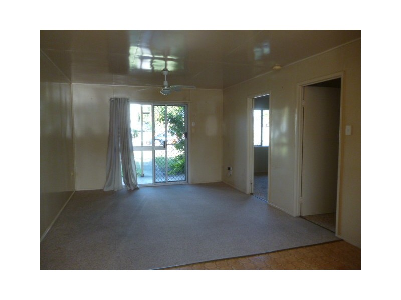 Unit 1/43 John Street, Scarness QLD 4655