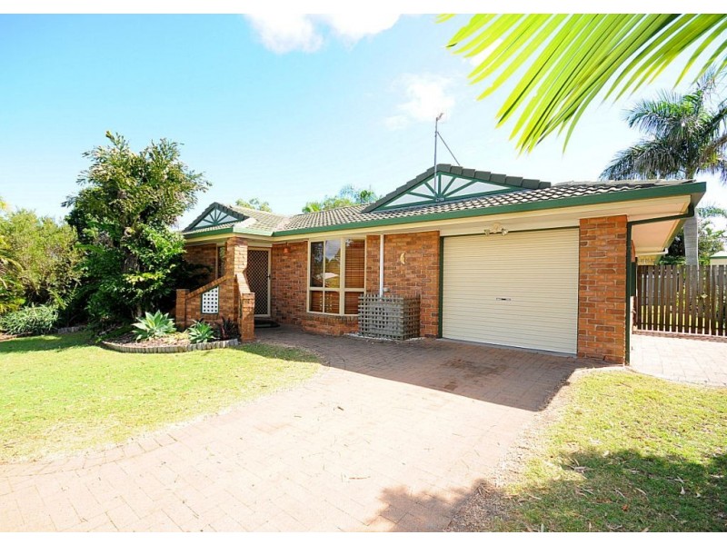 5 Wattlebird Lane, Eli Waters QLD 4655