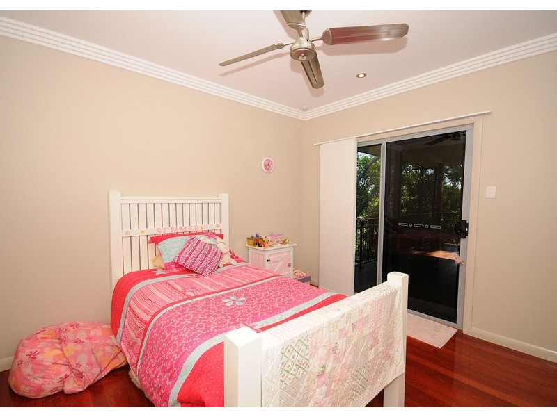 9-11 Gundesen Drive, Urraween QLD 4655