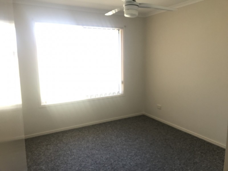 17 Kirton Road, Point Vernon QLD 4655