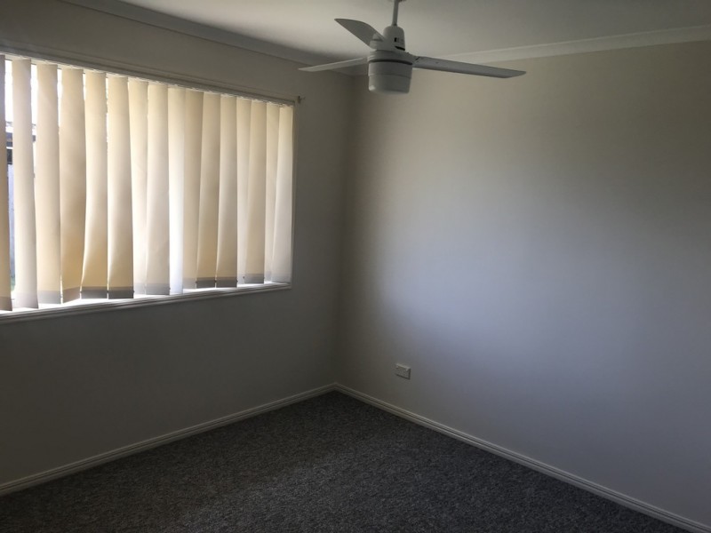 17 Kirton Road, Point Vernon QLD 4655