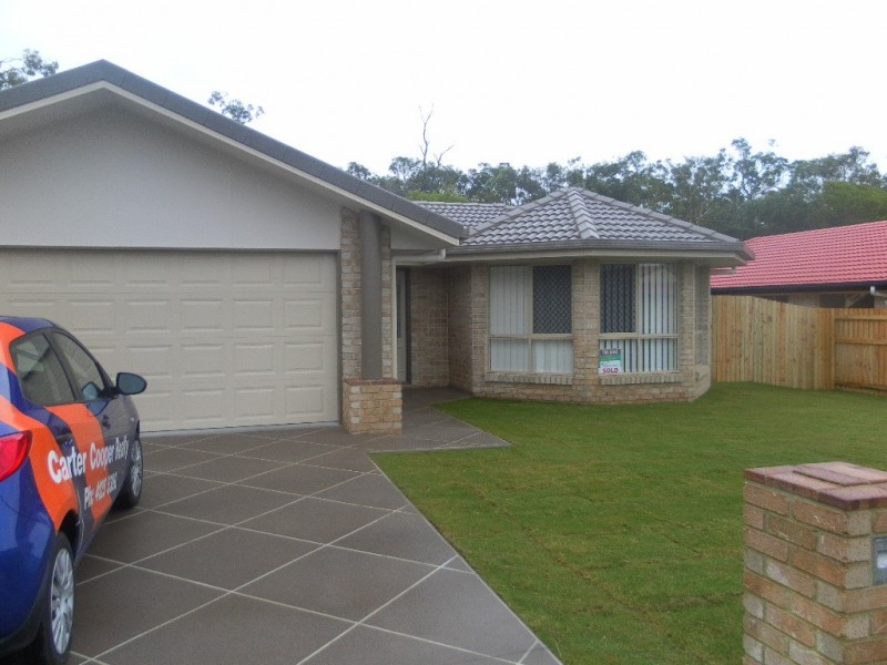 7 Crystal Court, Urangan QLD 4655