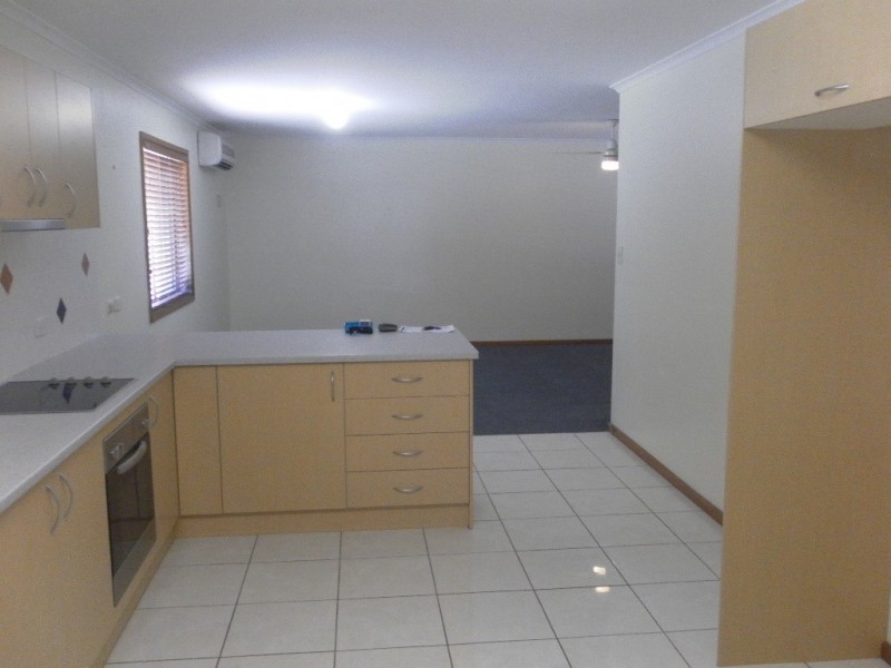 130 Cunningham Street, Urangan QLD 4655
